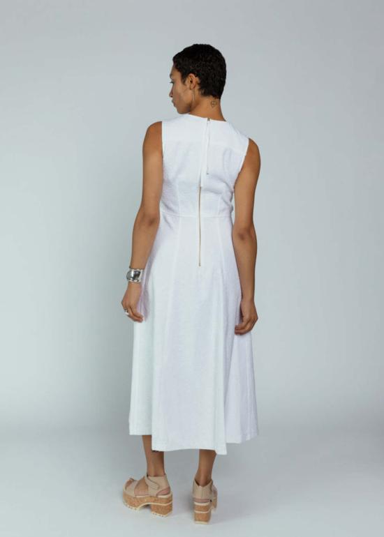  오디 롱 원피스 코튼 텍스처 슬리브리스 드레스 밀크 - ODEEH