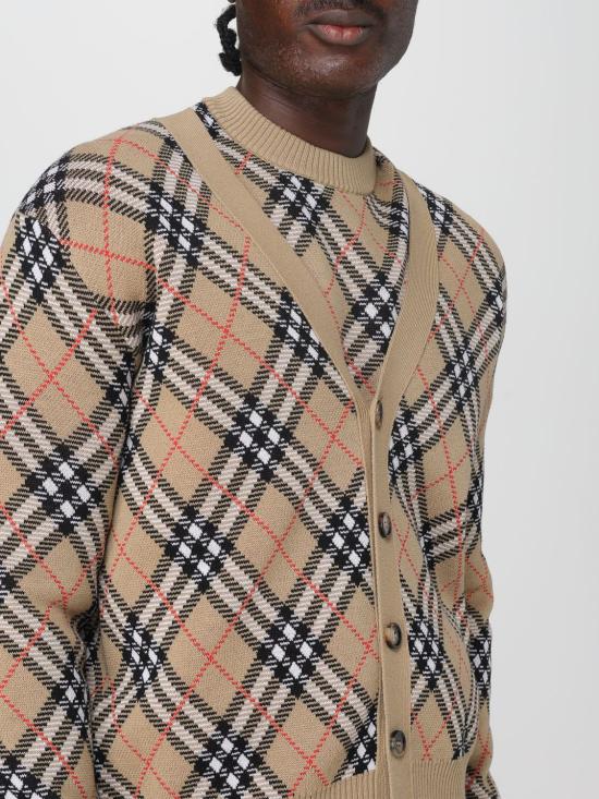 25FW 버버리 울 브이넥 체크 가디건 8110629 Sand - BURBERRY