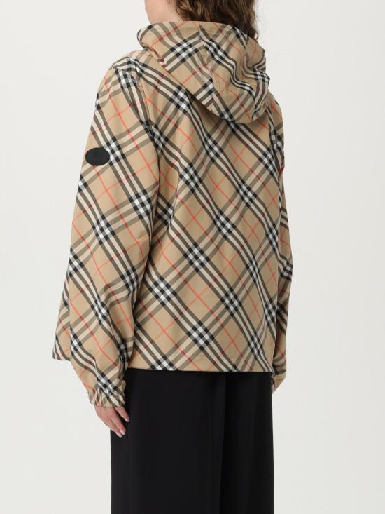 26SS 버버리 살콤 체크 후드 윈드브레이커 자켓 8110301 Sand - BURBERRY