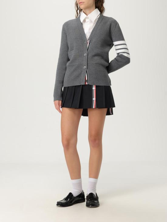 25FW 톰브라운 숏 스커트 FGCA27A02872 001 Black - THOM BROWNE