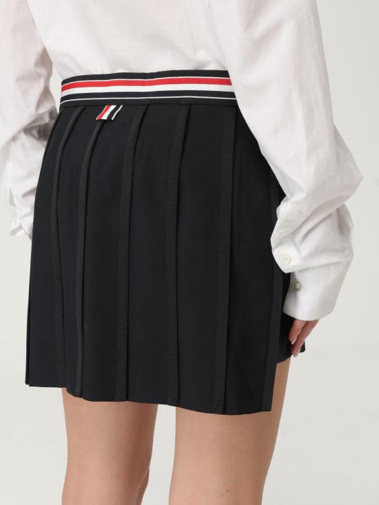 25FW 톰브라운 숏 스커트 FGCA27A02872 001 Black - THOM BROWNE