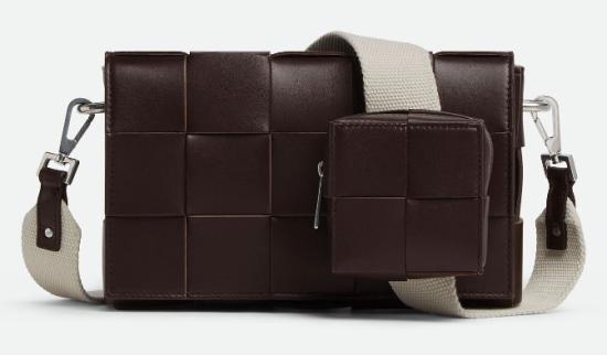  보테가베네타 버서타일 스트랩 카세트백 741777V2XU1 2094 FONDANT NATURAL SILV