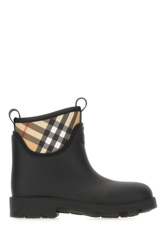 26FW 버버리 마쉬 스탬프 로우 부츠 8111712 A1189 BLACK