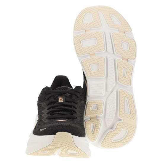 25FW 호카 본디 9 스니커즈 1162012 BLACK - HOKA