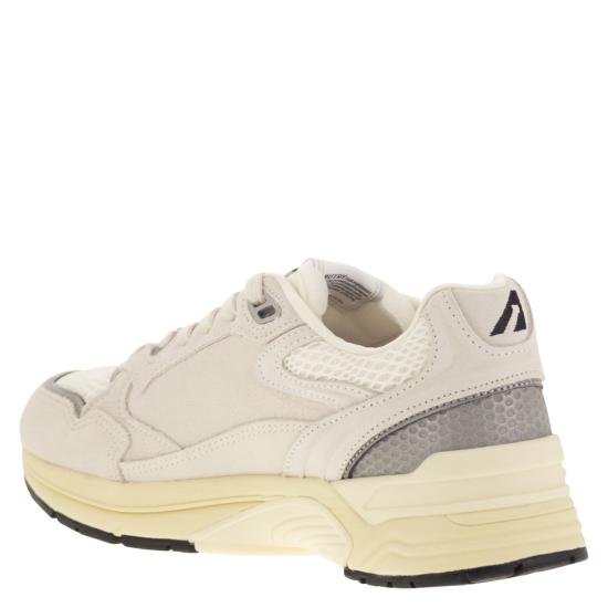 25FW 오트리 HYPERWAY 하이퍼웨이 스니커즈 HYLW WHITE - AUTRY