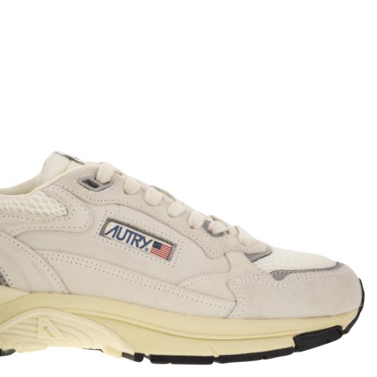25FW 오트리 하이퍼웨이 스니커즈 HYLM WHITE - AUTRY