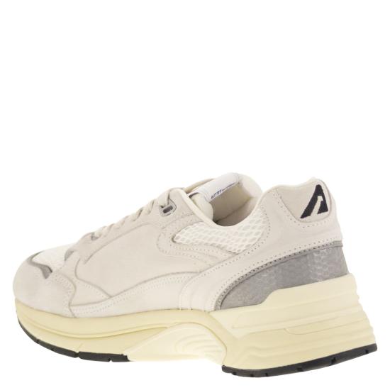 25FW 오트리 하이퍼웨이 스니커즈 HYLM WHITE - AUTRY