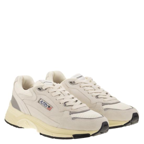 25FW 오트리 하이퍼웨이 스니커즈 HYLM WHITE - AUTRY