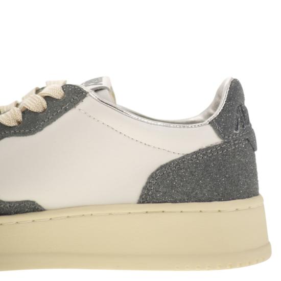 25FW 오트리 메달리스트 로우 스니커즈 AULW WHITE GREY - AUTRY
