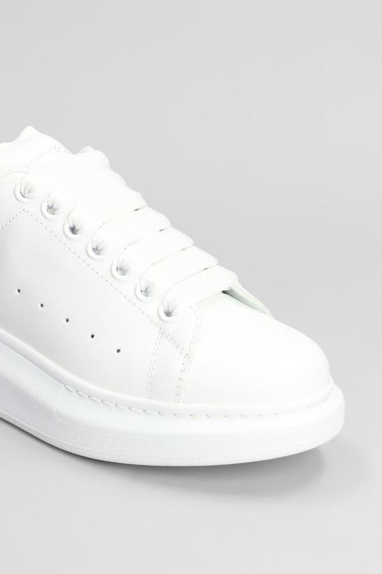 25FW 알렉산더 맥퀸 뮬/슬리퍼 423100 553770WIAH0 WHITE - ALEXANDER MCQUEEN