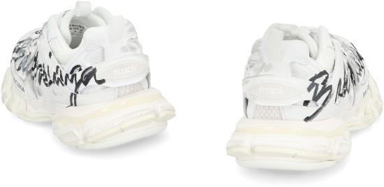25FW 발렌시아가 트랙 스니커즈 542436WTRHW9010 White - BALENCIAGA