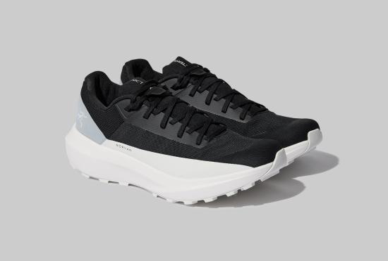 25FW 아크테릭스 슈즈 노반 LD 4  남성용 X000009614 화이트