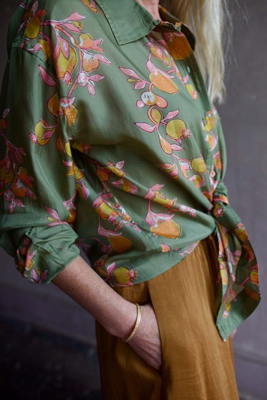  Hannah Artwear 블라우스 스티비 셔츠