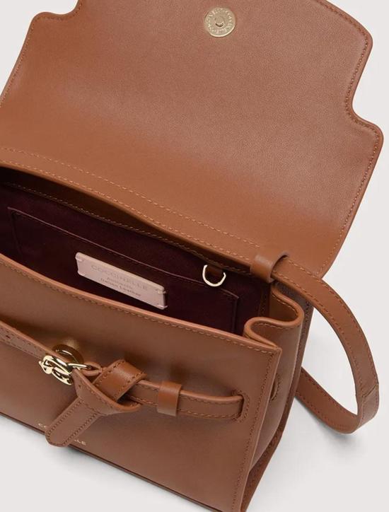 25FW 코치넬리 크로스백 E1TLA150101W11 Brown - COCCINELLE