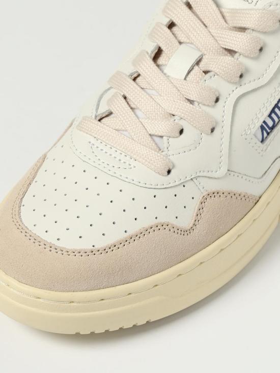 25FW 오트리 메달리스트 로우 스니커즈 AULM LS28 White - AUTRY