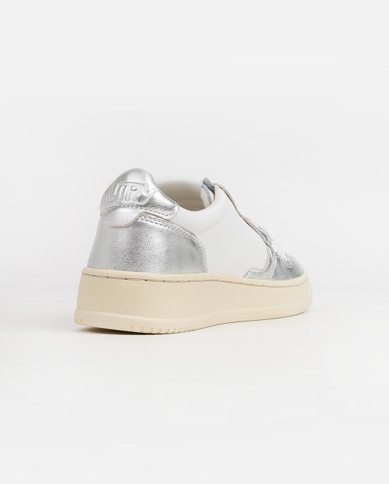  오트리 메달리스트 로우 스니커즈 AULW WB18 WHITE SILVER - AUTRY