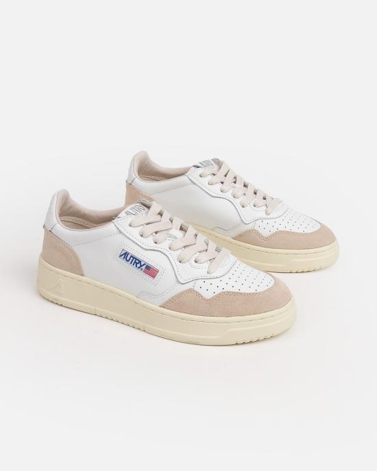 25FW 오트리 MEDALIST 메달리스트 로우탑 스니커즈 AULM LS33 WHITE White - AUTRY