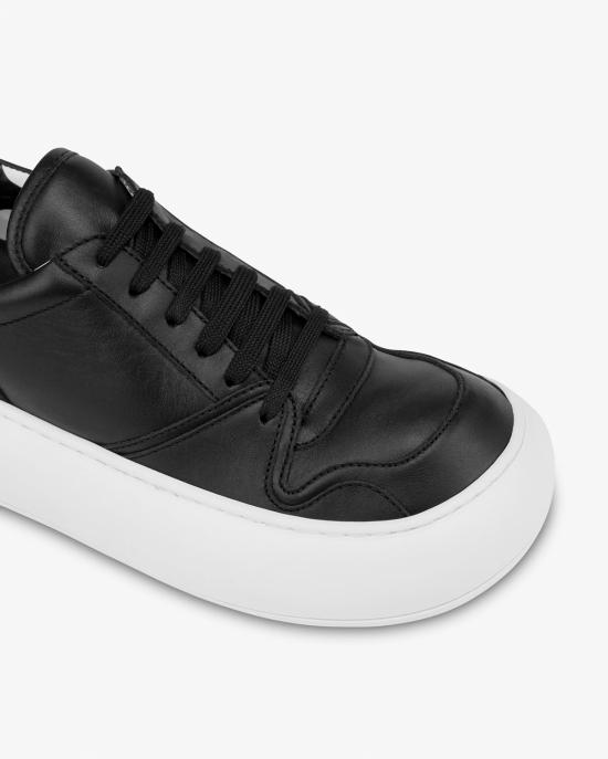 26SS 모스키노 스니커즈 MB15115G0M GA0 000 NERO - MOSCHINO