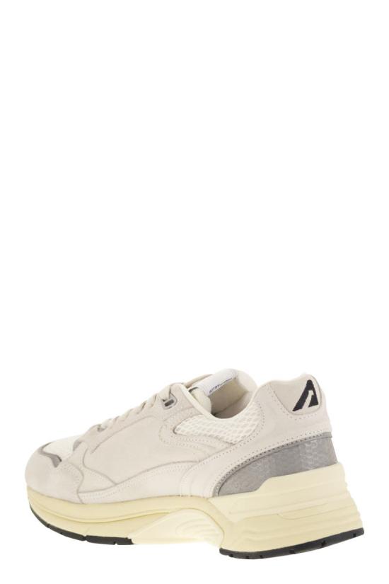 25FW 오트리 하이퍼웨이 스니커즈 HYLMUM10 WHITE - AUTRY