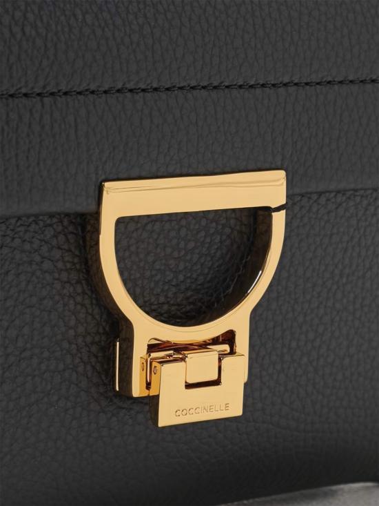 26SS 코치넬리 토트백 E1MD555B701 001 Black - COCCINELLE