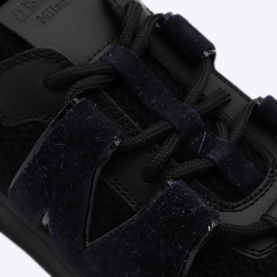 25FW 모스키노 스니커즈 MB15224G0NGH100A Black - MOSCHINO