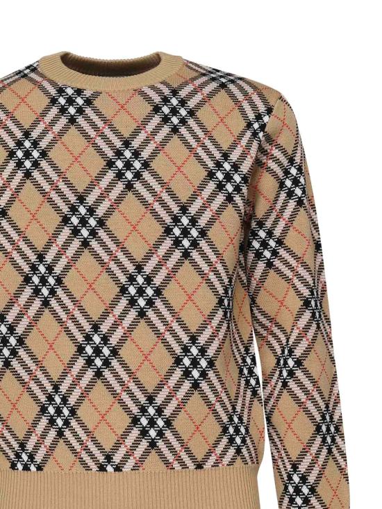 25FW 버버리 리버시블 체크 크루넥 스웨터 8111379 B9368 SAND - BURBERRY