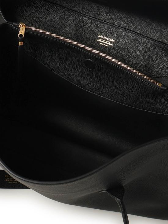 25FW 발렌시아가 숄더백 835443 2ABY11000 Black - BALENCIAGA