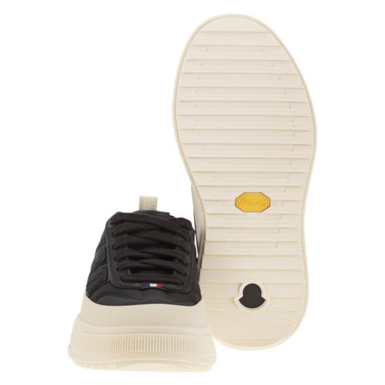 25FW 몽클레어 ALTIVE 알티브 누벅 & 스웨이드 트레이너 K209B4M00160 BLACK - MONCLER