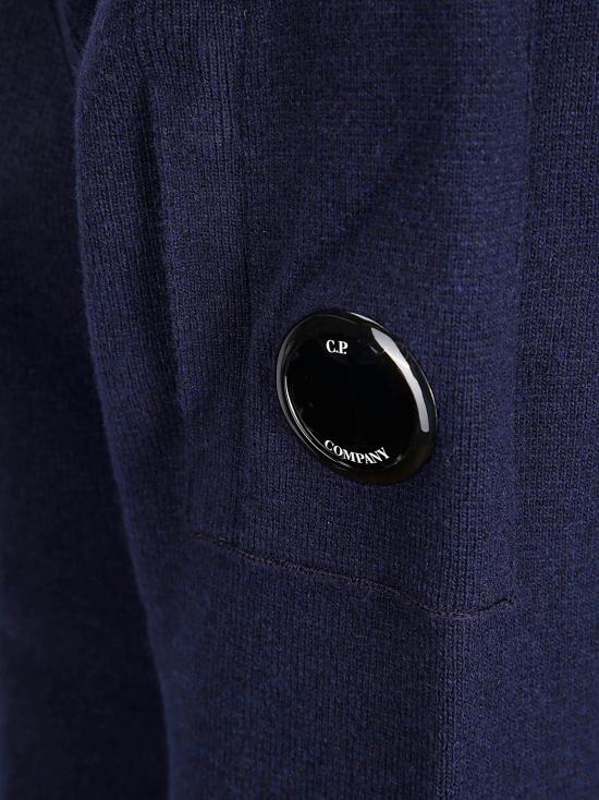 25FW 씨피 컴퍼니 램스울 크루넥 스웨터  19CMKN040A110149A 888 TOTAL ECLIPSE - C.P. COMPANY