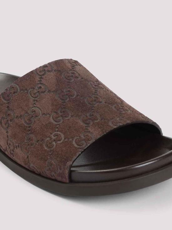 25FW 구찌 스웨이드 슬라이드 샌들 834941AADUO2140 - GUCCI
