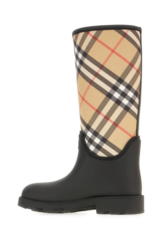 26FW 버버리 러버 마쉬 스탬프 하이 부츠 8111677 A1189 BLACK - BURBERRY
