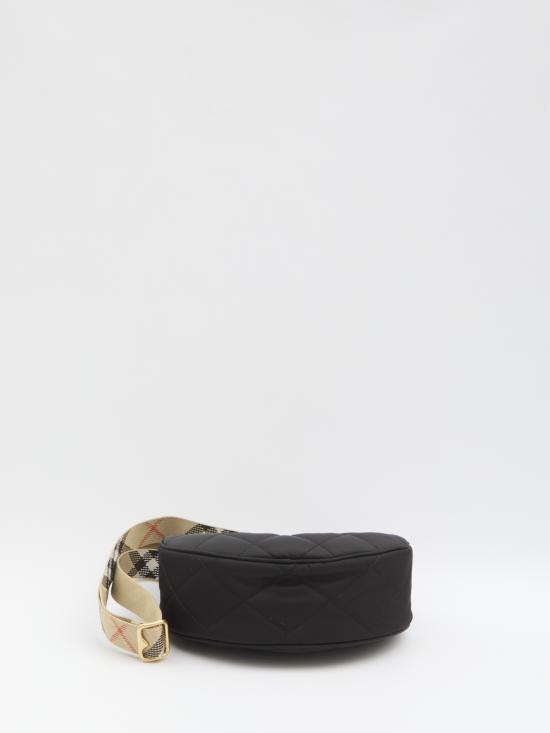 25FW 버버리 HORSESHOE 홀스슈 퀼팅 크로스백 8111928 A1189 BLACK - BURBERRY
