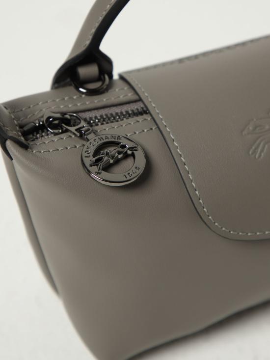 26SS 롱샴 르 플리아쥬 엑스트라 XS 레더 파우치 34205 987 P55 Dove Grey - LONGCHAMP