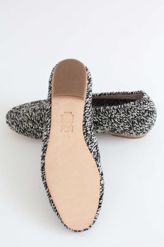  베클리나 플랫 슈즈 크로셰 발레 플랫 블랙/화이트 - BEKLINA