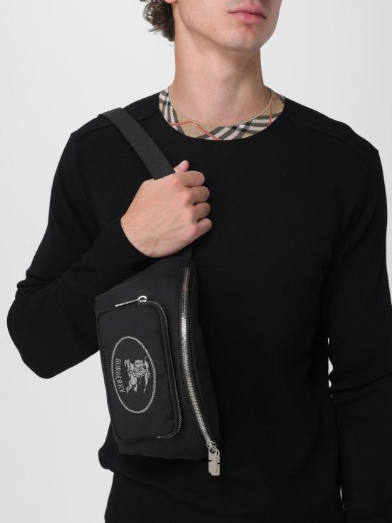 25FW 버버리 오크니 벨트 백 8111402 Black - BURBERRY