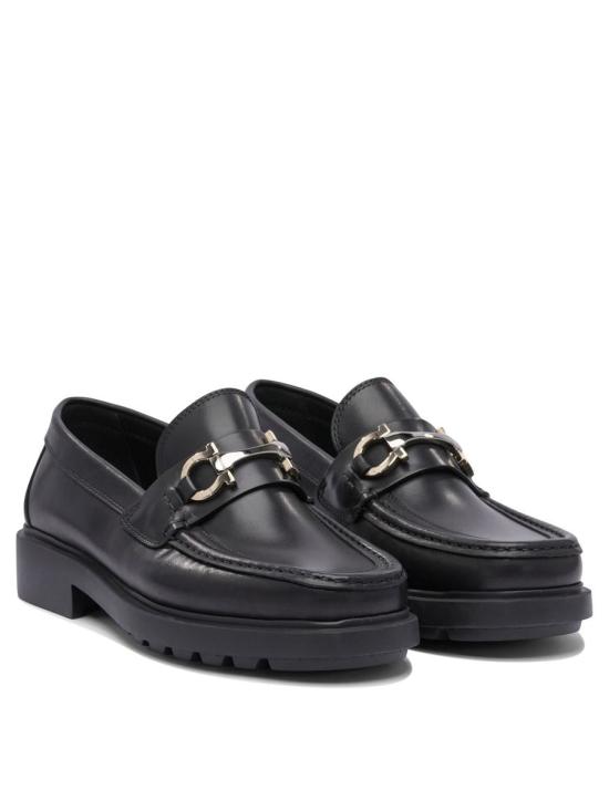 25FW 살바토레 페라가모 로퍼 0768108 Black - SALVATORE FERRAGAMO