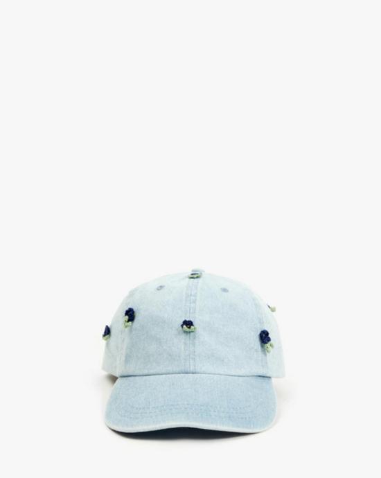  클레어 브이 볼캡 클레어 V. 플로럴 아플리케