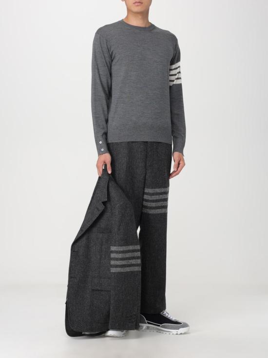 25FW 톰브라운 스웨터 MKA002AY1014 038 Grey 1 - THOM BROWNE