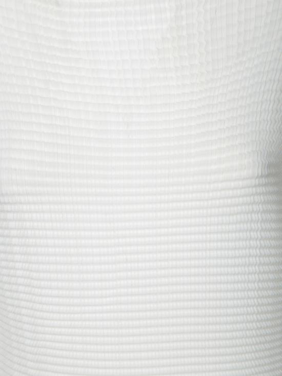 25FW 이세이 미야케 터틀넥 IM48FJ405 01 White - ISSEY MIYAKE