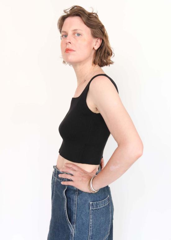  샤이나 모트 민소매 티셔츠 샤이나 모테 파즈 - SHAINA MOTE