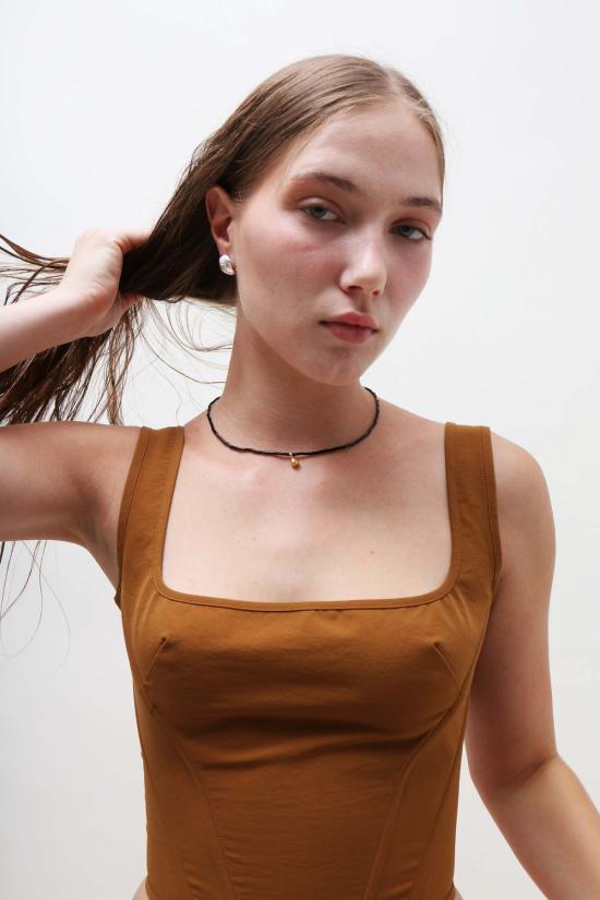  프리스카베라 민소매 티셔츠 Priscavera 코르셋 탑 토피 - PRISCAVERA