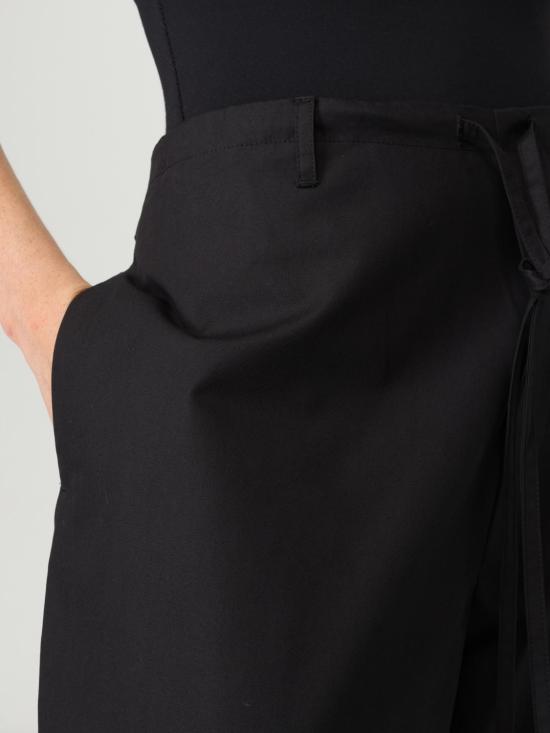 25FW 모스키노 스트레이트 팬츠 03498219 0555 Black - MOSCHINO