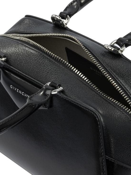 25FW 지방시 안티고나 박스 레더 스몰 이스트 웨스트 백 BB5130B2B2001 Black - GIVENCHY