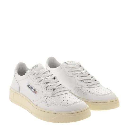  오트리 메달리스트 로우 스니커즈 AULM WHITE - AUTRY