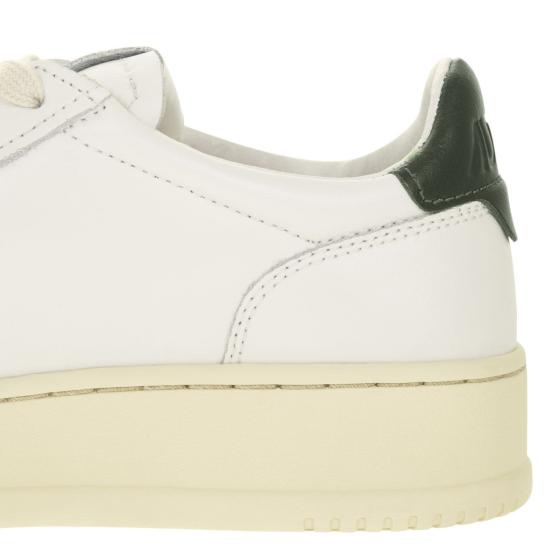  오트리 메달리스트 로우 스니커즈 AULM WHITE GREEN - AUTRY