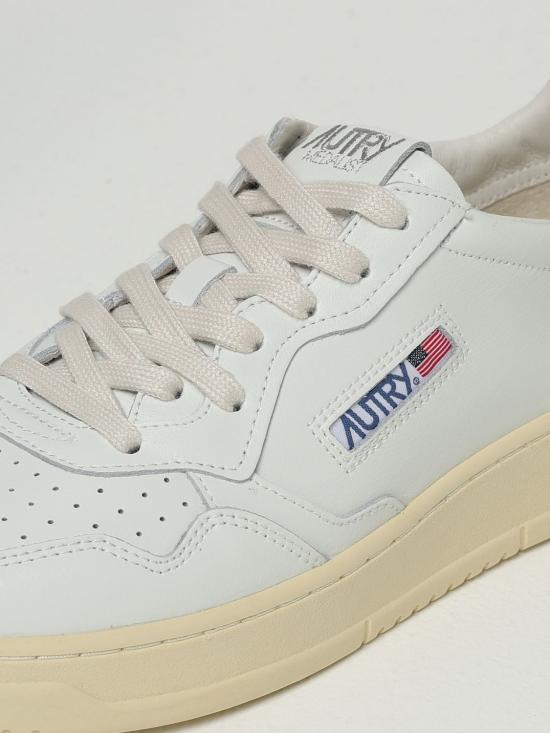 26SS 오트리 메달리스트 로우 스니커즈 AULM LL15 White - AUTRY
