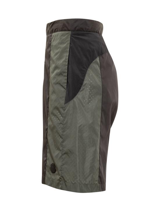  몽클레어 숏팬츠 2B00015539ZD 998 GRIGIO - MONCLER