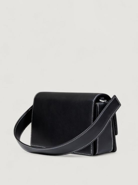 25FW 칼라거펠트 숄더백 A3W30010 999 Black - KARL LAGERFELD