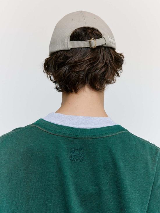  로에베 긴팔 티셔츠 컬리지에이트 루즈핏 티셔츠 - LOEWE