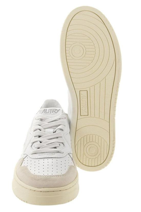 25FW 오트리 메달리스트 로우 스니커즈 AULMLS23 WHITE - AUTRY